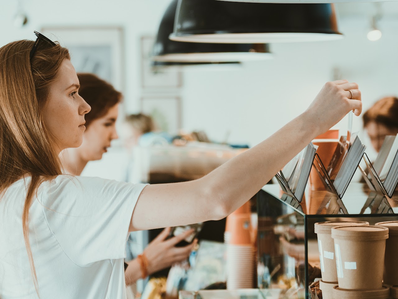 Miestas pro degančias akis: Jaunimo kavinių žemėlapis Kaune.