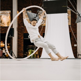 „Jaunimo virtuvė: bendruomeniniai maisto vakarai”